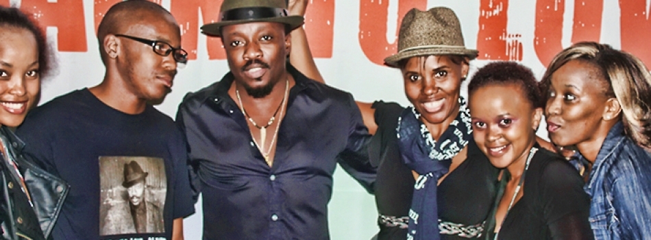 <a href="http://handsonproductions.co.za/homeslide/hands-on-oroductions-team-and-anthony-hamilton/"><b>Hands On Oroductions Team and Anthony Hamilton</b></a><p></p>